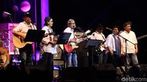 Foto: Penyerahan Sumbangan Imbalan Festival Jazz Band Menteri Jokowi Foto: Penyerahan Sumbangan Imbalan Festival Jazz Band Menteri Jokowi